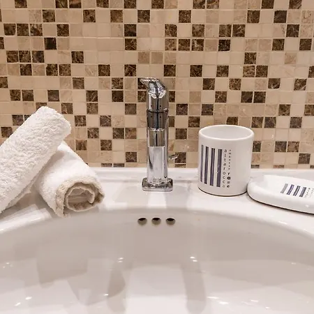 Altarocca Embassy Rom