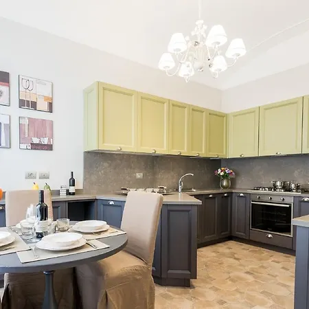 Altarocca Embassy Ferienhaus Rom