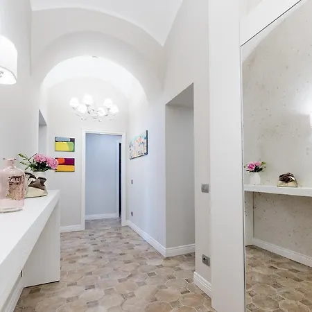 Altarocca Embassy Ferienhaus Rom